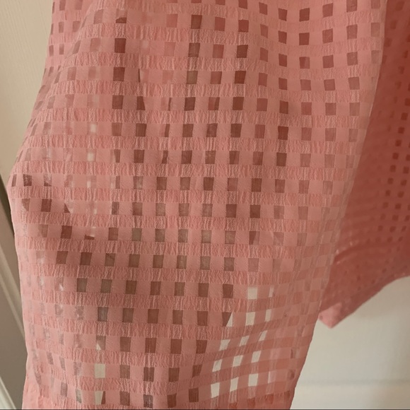 Pink mini dress with puff sleeves - Picture 8 of 9